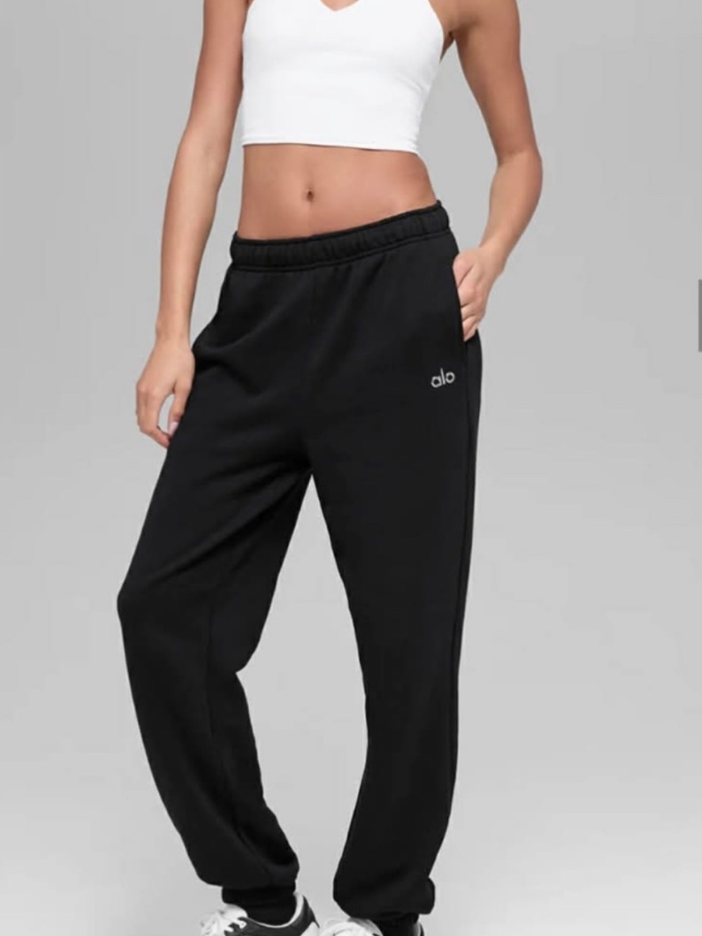 alo Yoga Accolade Jogger Sweatpants Black - Picture 14 of 14